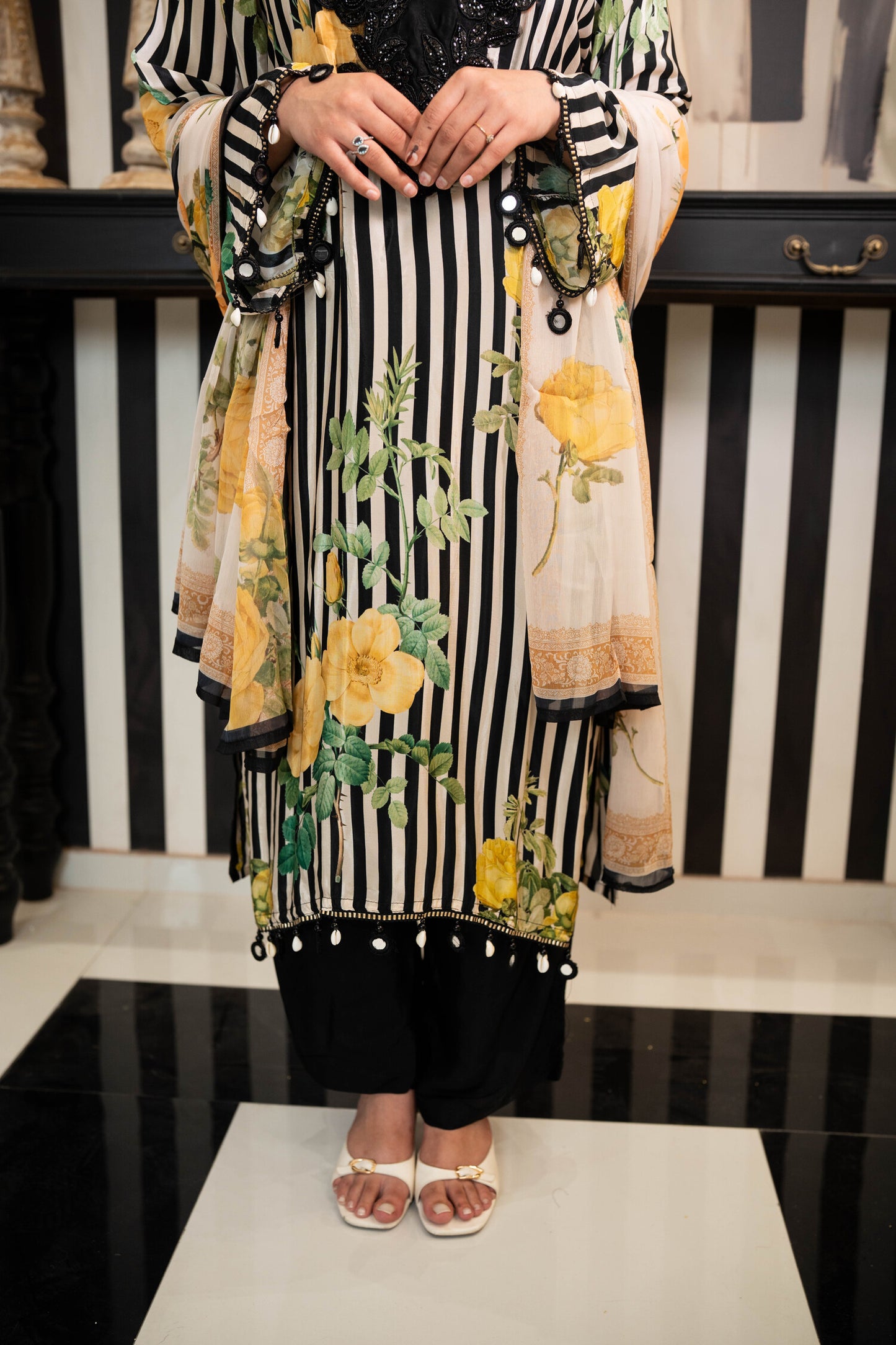 Obsidian Bloom Kaftan Set