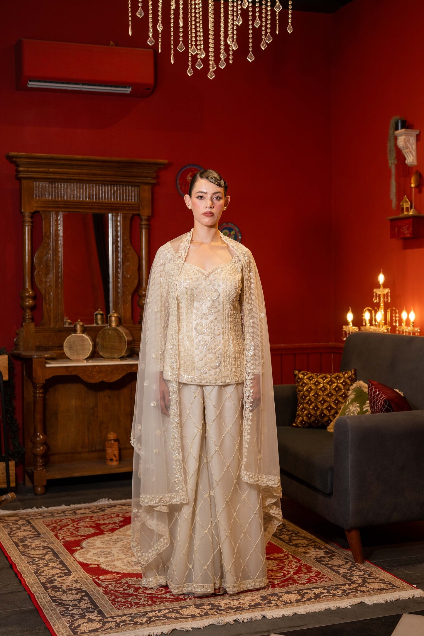 Noor-e-Ivory Cape Set
