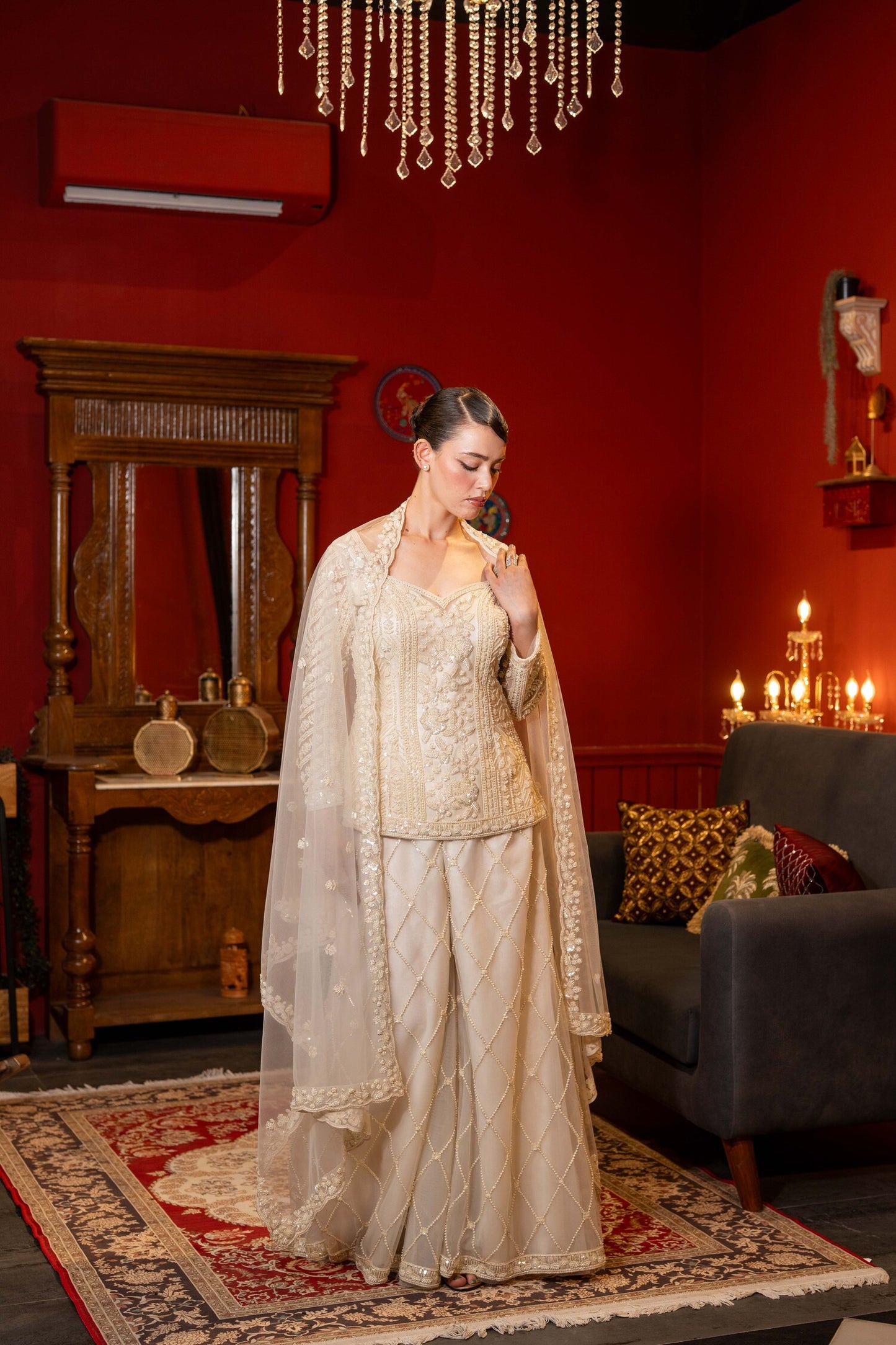 Noor-e-Ivory Cape Set