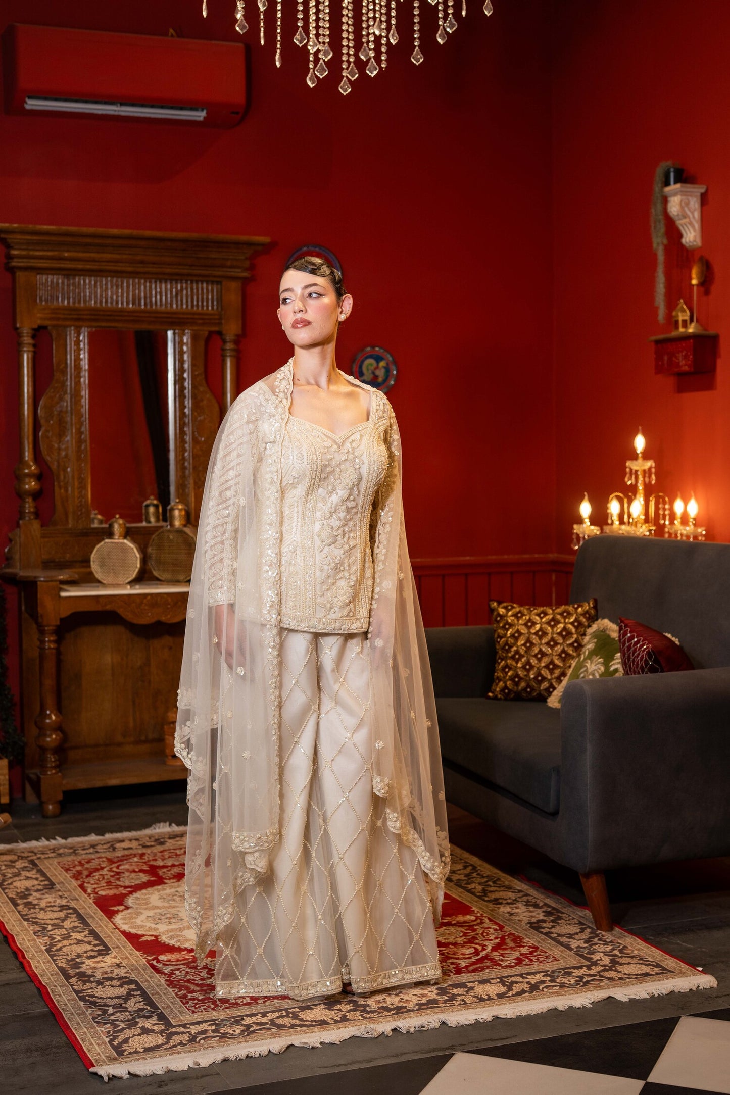 Noor-e-Ivory Cape Set